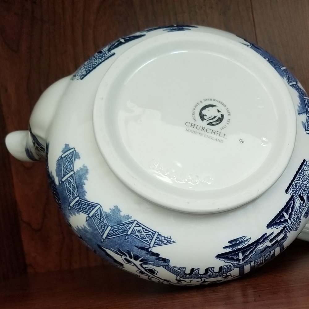 Churchill Willow Blue Tea Pot - Picture 7 of 9